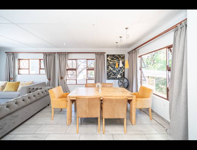 3 BEDROOM HOUSE FOR SALE IN NAHOON VALLEY PARK